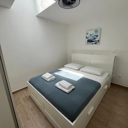 Bokanjac Free Covered Parking & Free Wifi Apartment