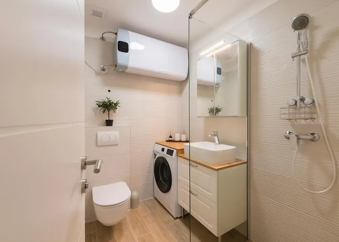 Bokanjac Free Covered Parking & Free Wifi Lägenhet