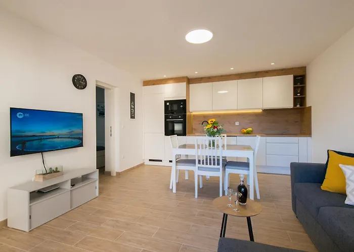 Bokanjac Free Covered Parking & Free Wifi Lägenhet *